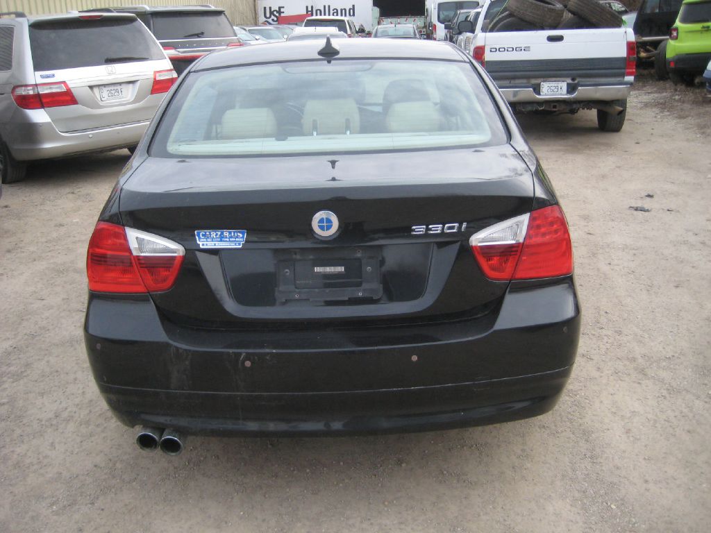 Photo 6 of this BMW 330