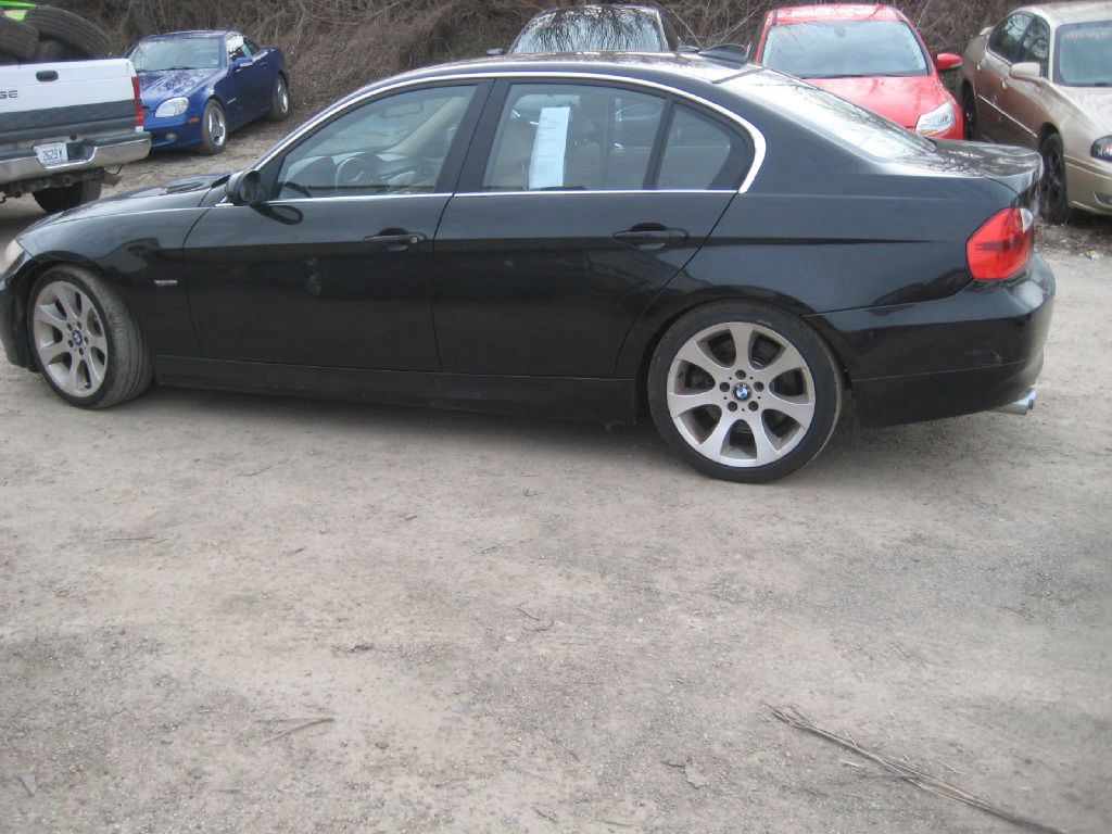 Photo 8 of this BMW 330