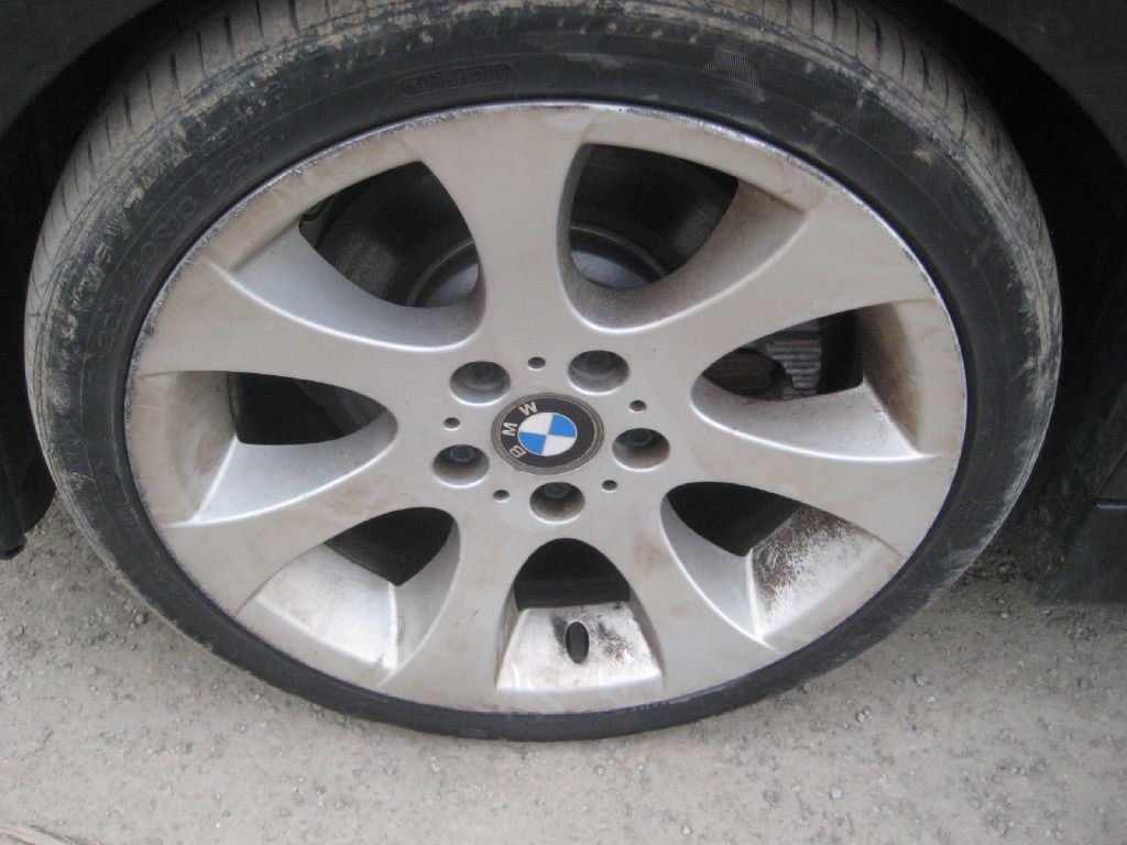 Photo 20 of this BMW 330