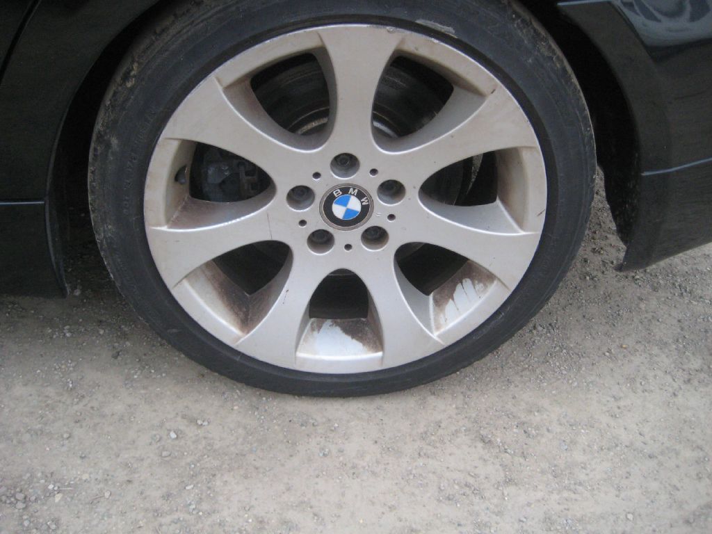 Photo 21 of this BMW 330