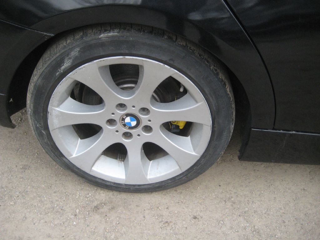 Photo 23 of this BMW 330