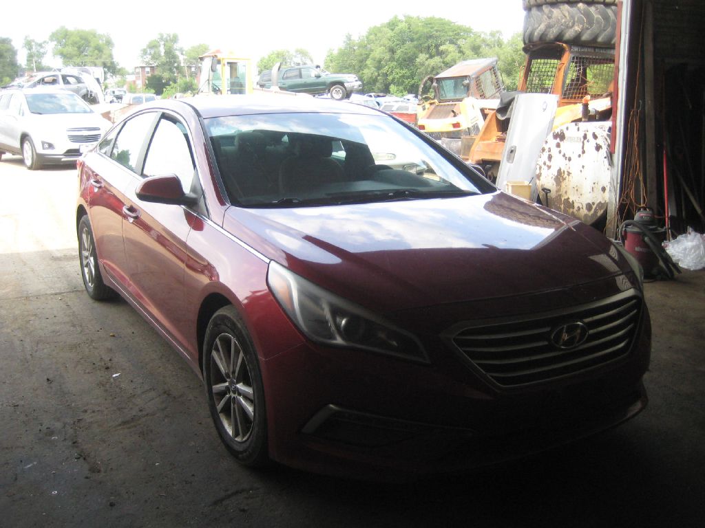 Photo 3 of this HYUNDAI SONATA