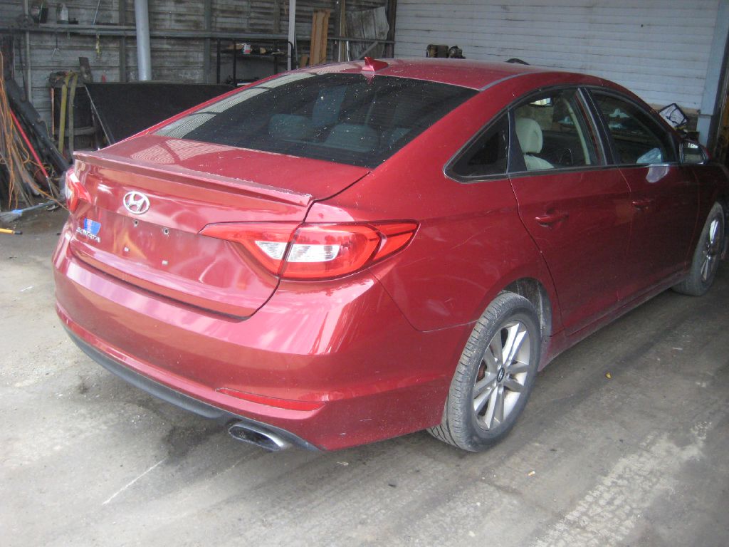 Photo 5 of this HYUNDAI SONATA