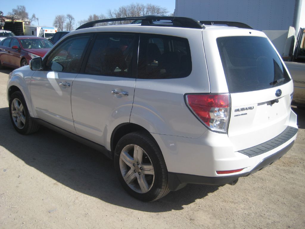 Photo 3 of this SUBARU FORESTER