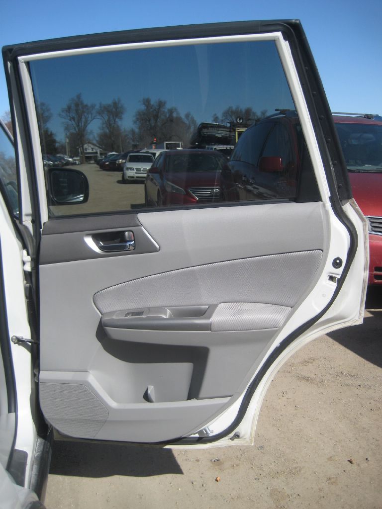 Photo 12 of this SUBARU FORESTER