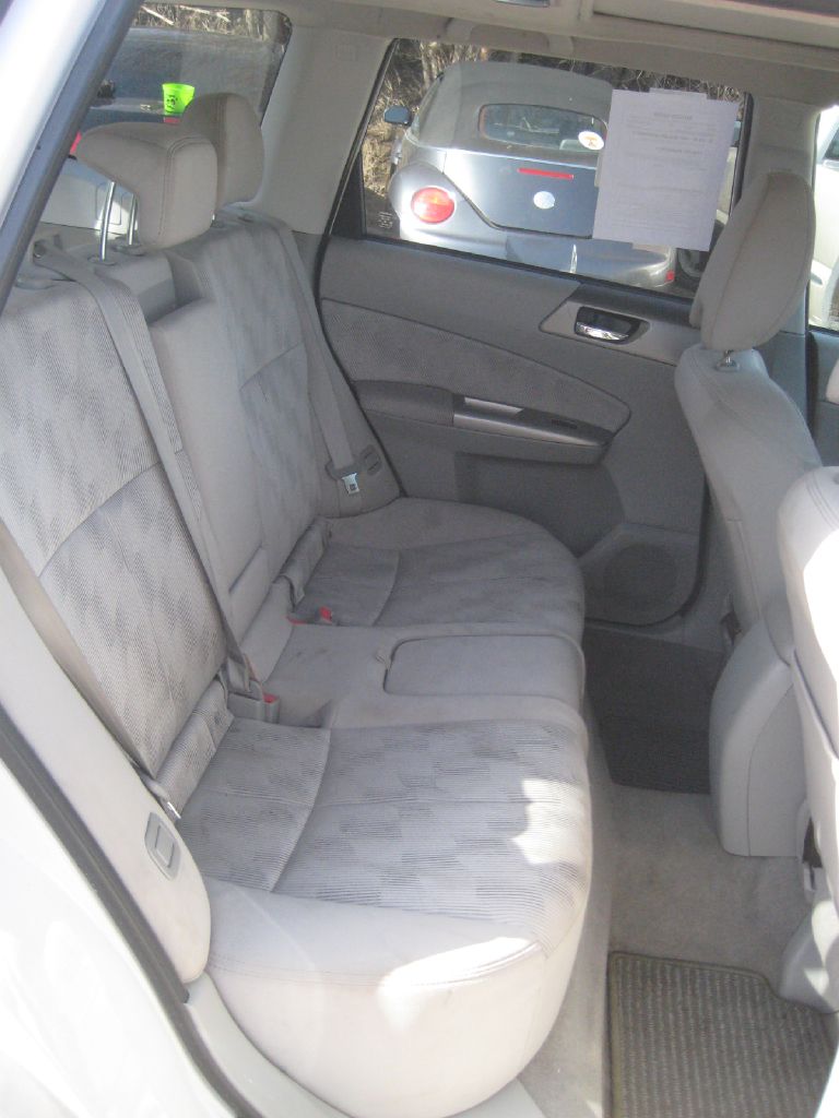 Photo 14 of this SUBARU FORESTER