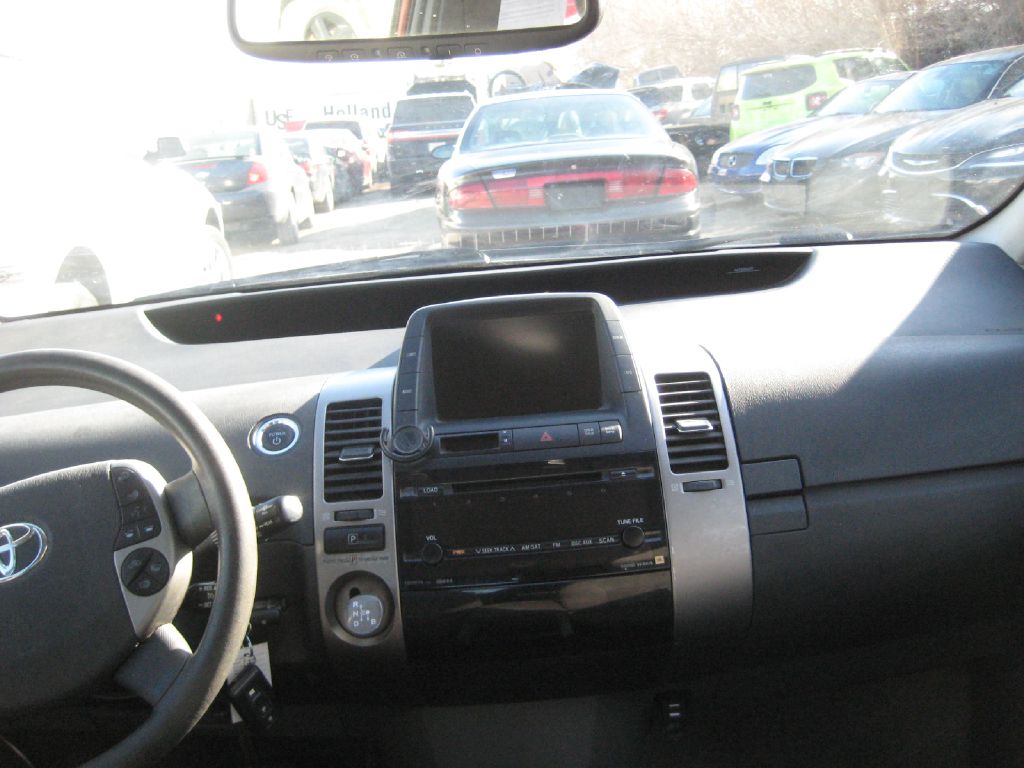 Photo 18 of this TOYOTA PRIUS