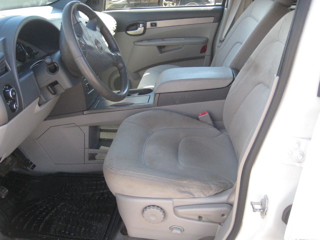 Photo 10 of this BUICK RENDEZVOUS
