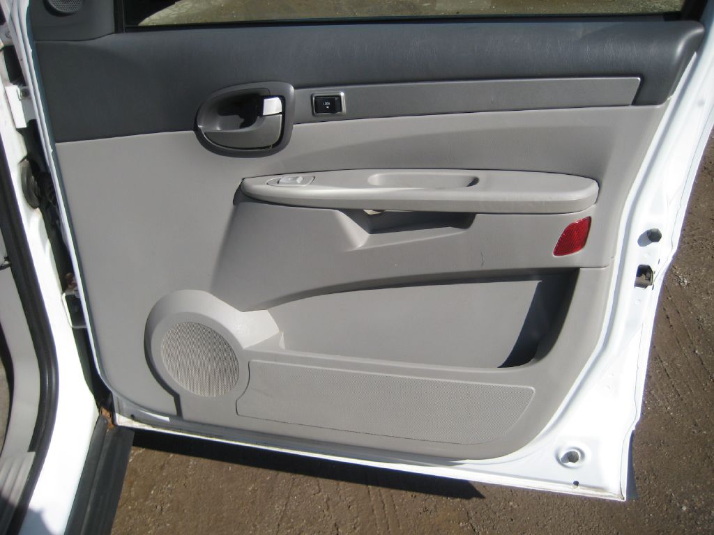 Photo 13 of this BUICK RENDEZVOUS