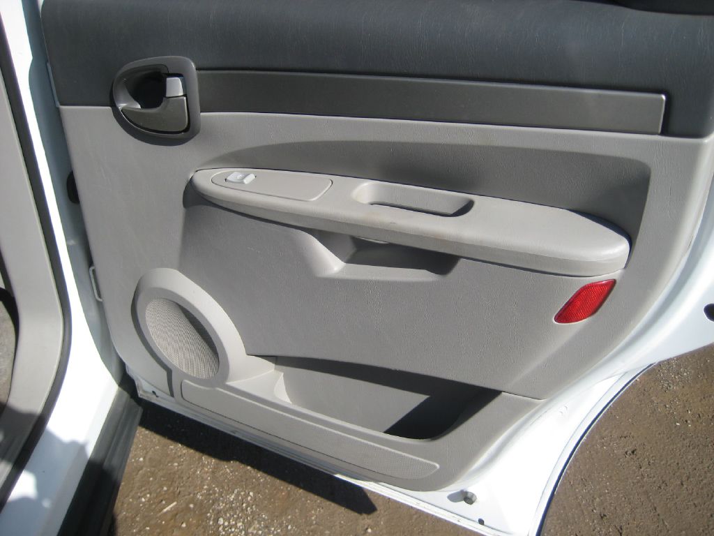 Photo 15 of this BUICK RENDEZVOUS