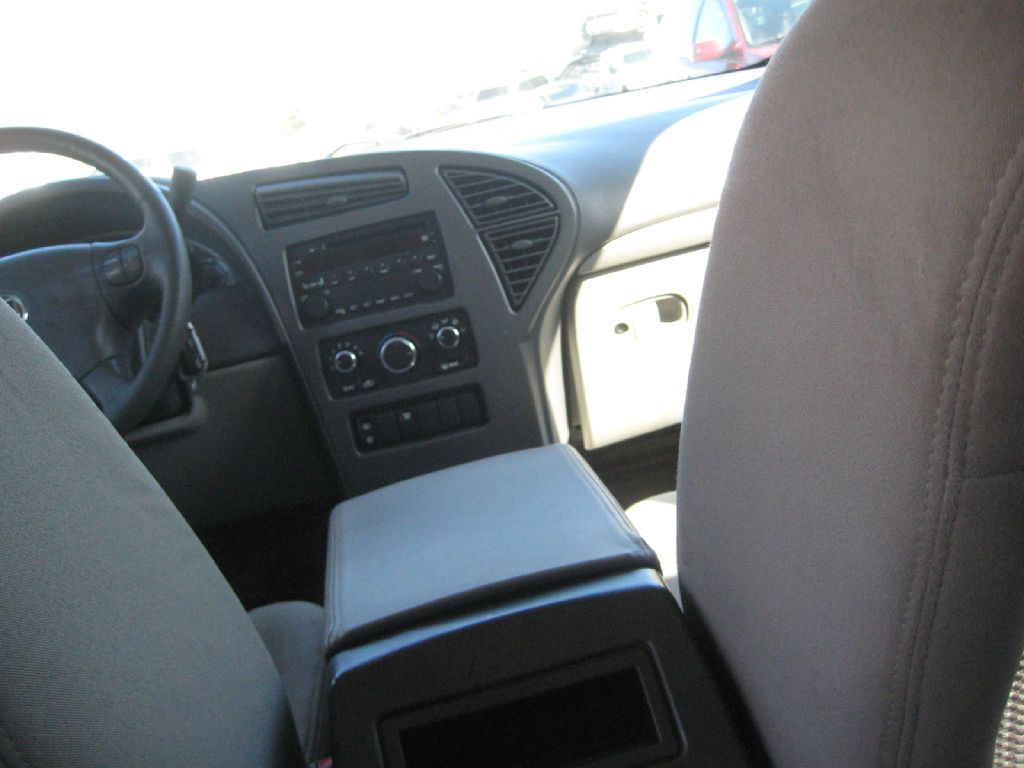 Photo 19 of this BUICK RENDEZVOUS