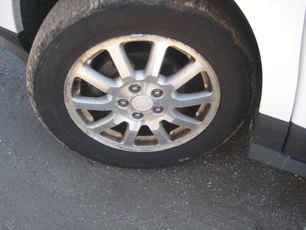 Photo 22 of this BUICK RENDEZVOUS