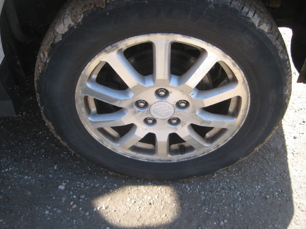 Photo 23 of this BUICK RENDEZVOUS