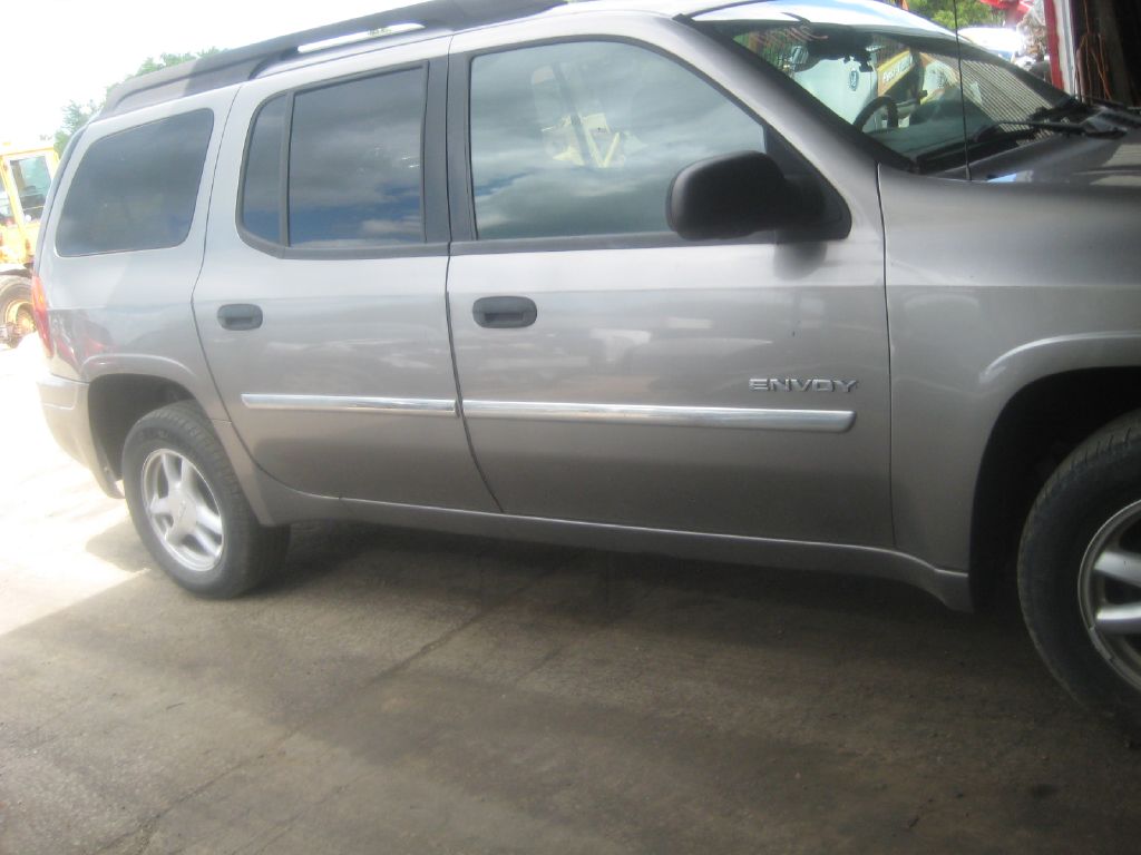 GMC ENVOY 2006 GMC ENVOY 1GKES16S566144247