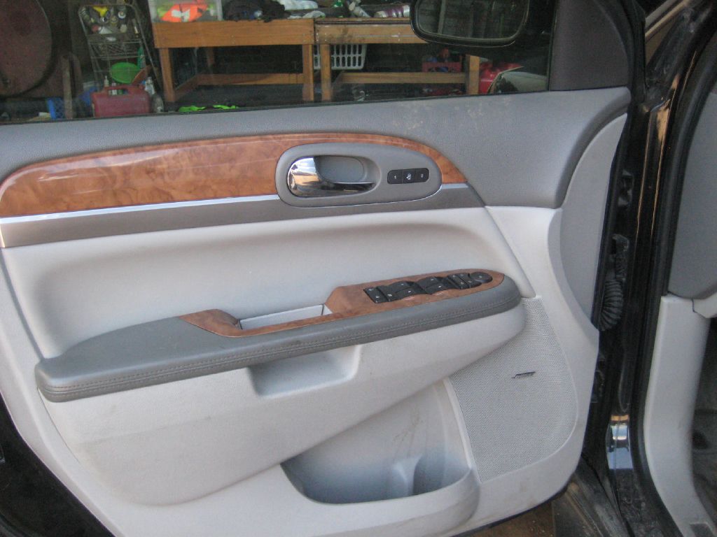 Photo 9 of this BUICK ENCLAVE