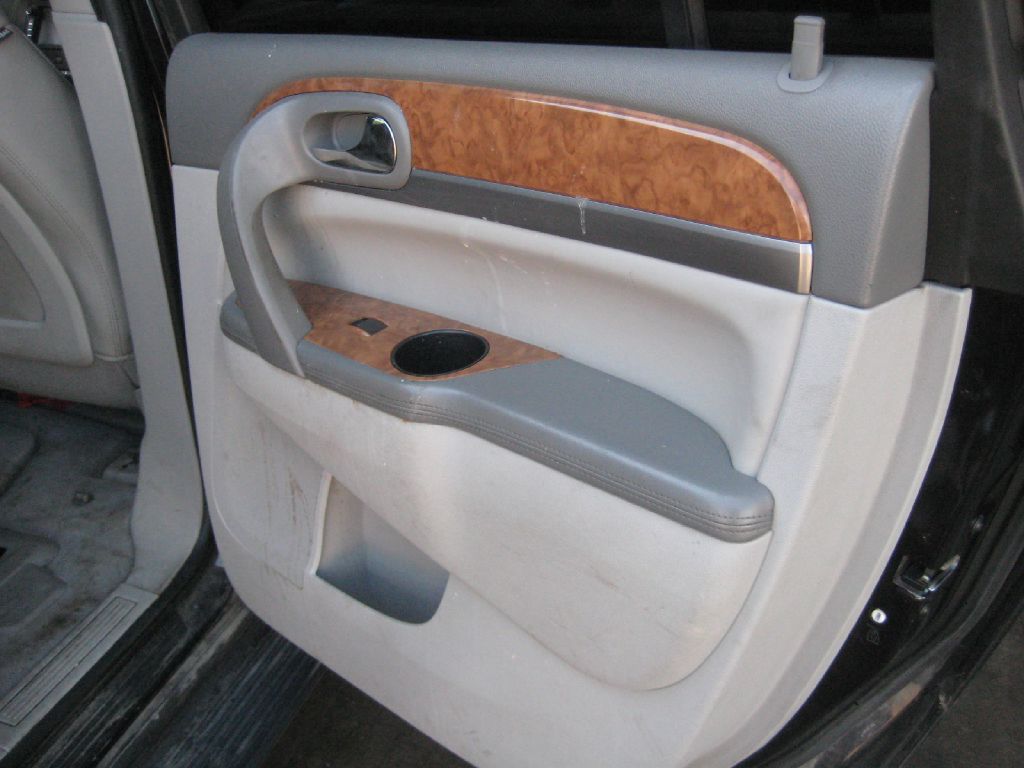 Photo 15 of this BUICK ENCLAVE