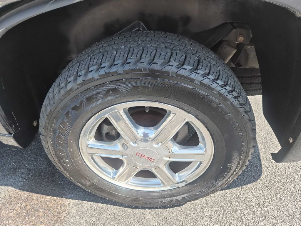 Photo 19 of this GMC ENVOY
