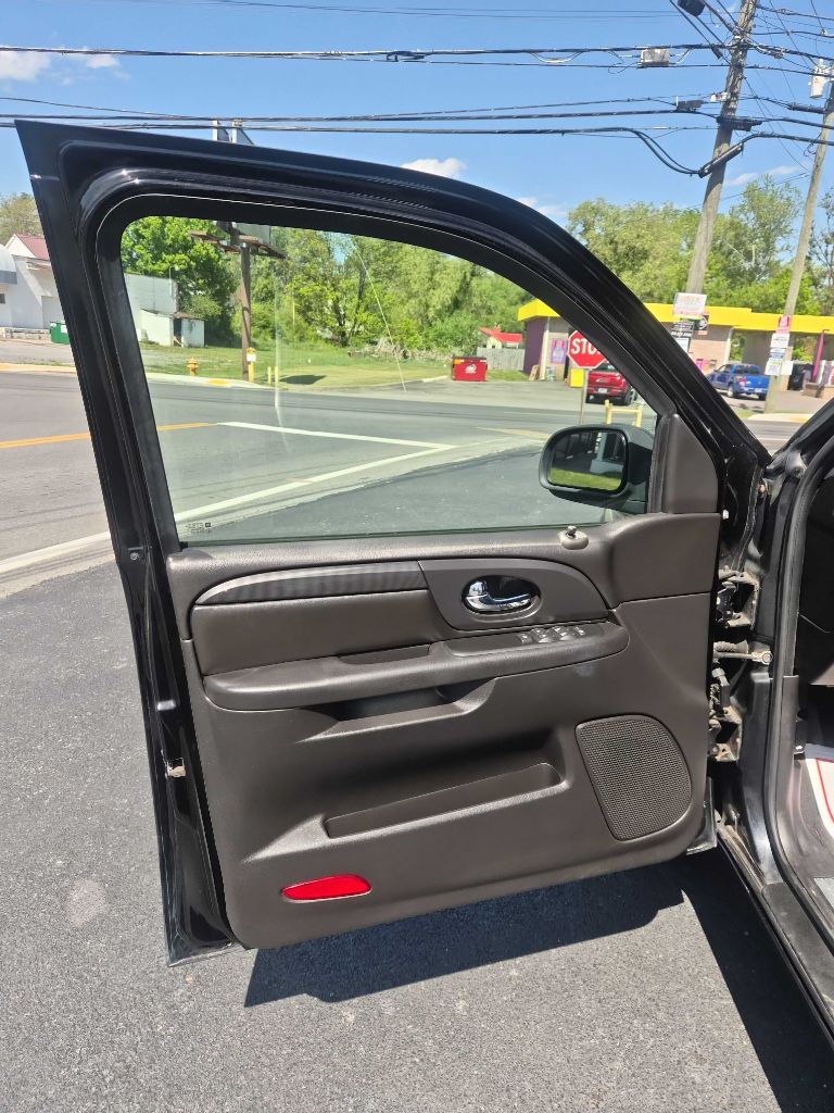 Photo 9 of this GMC ENVOY