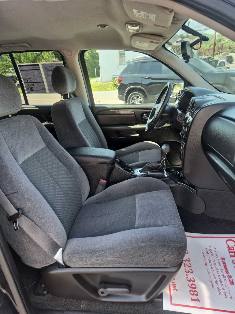 Photo 17 of this GMC ENVOY