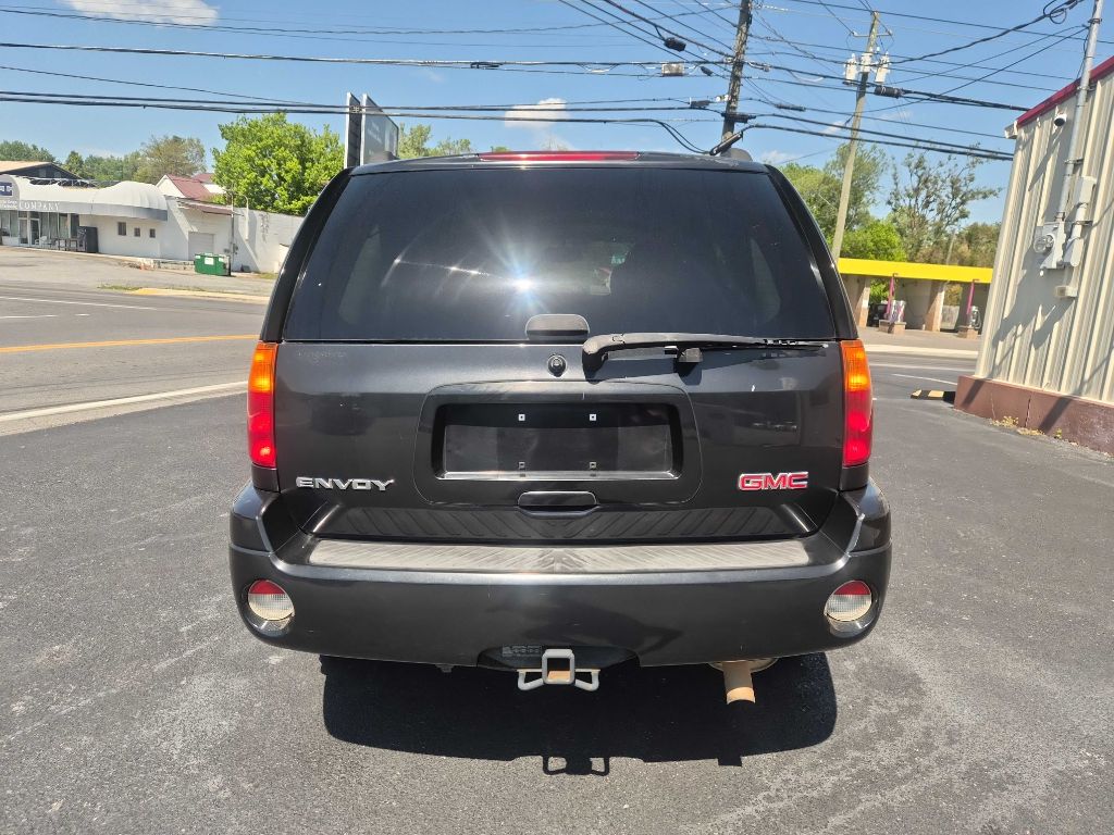 Photo 4 of this GMC ENVOY