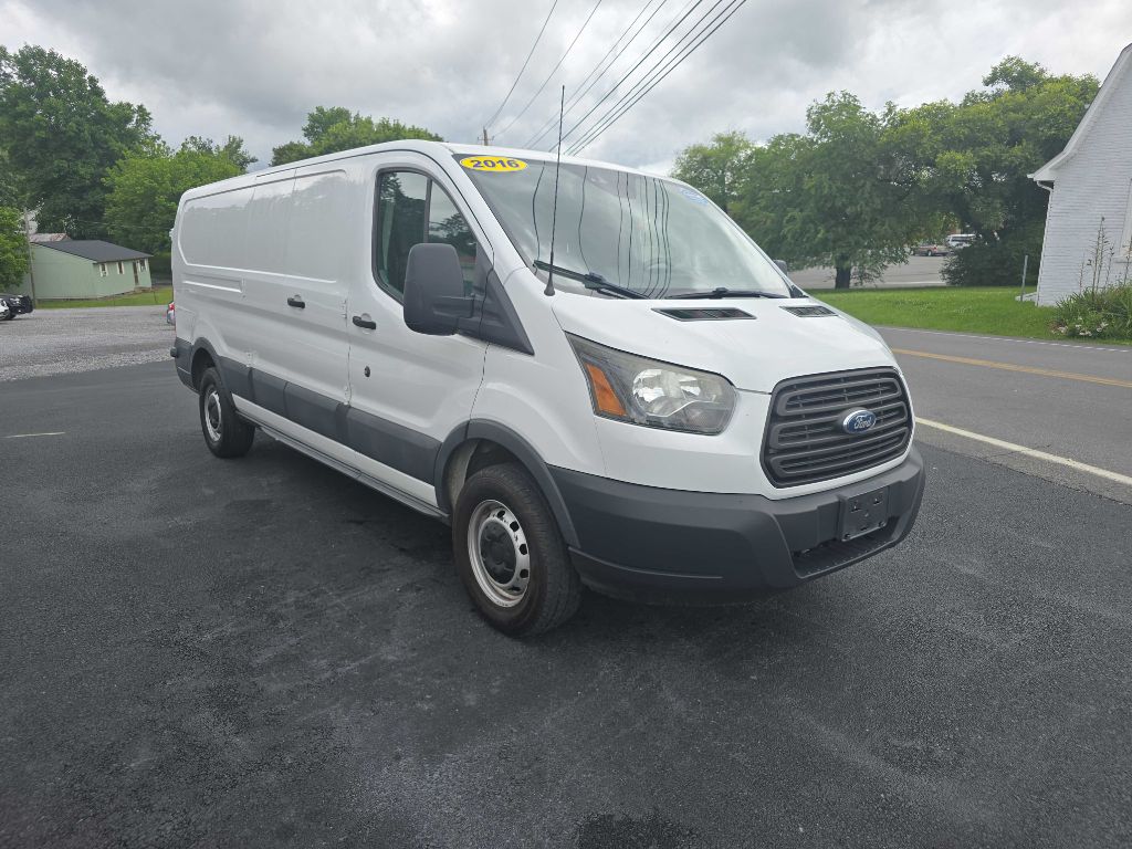 Photo 7 of this FORD TRANSIT