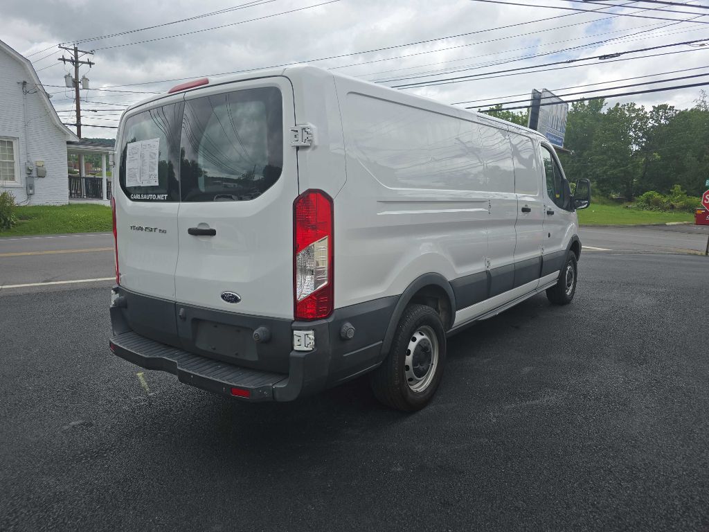 Photo 5 of this FORD TRANSIT