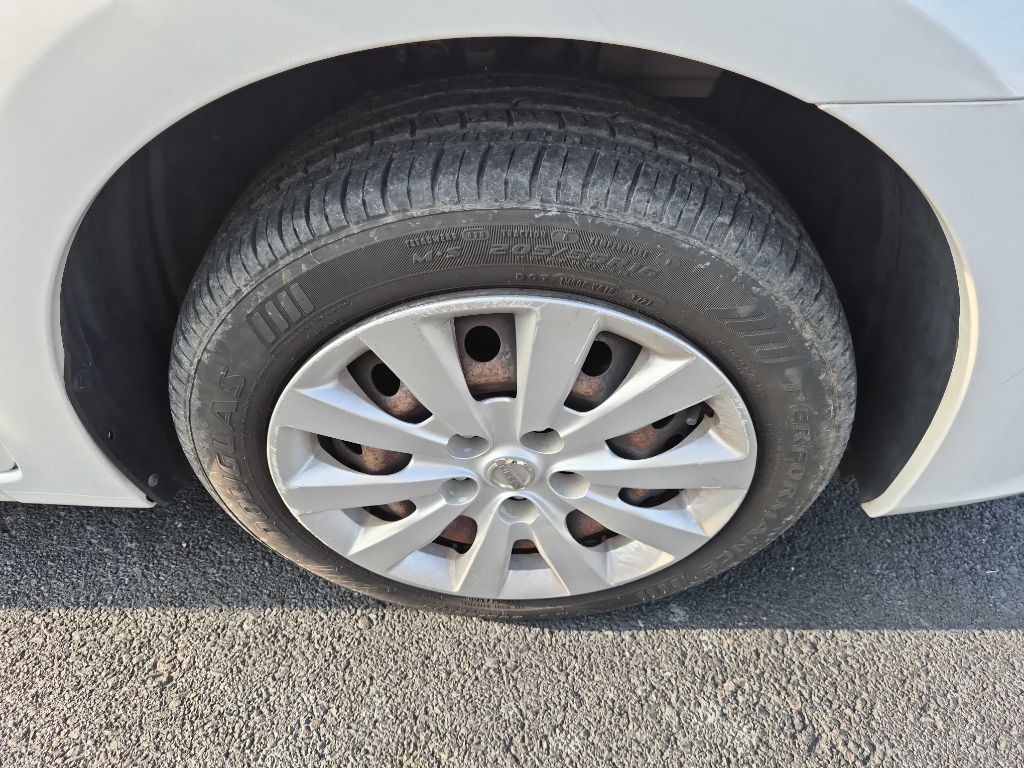Photo 21 of this NISSAN SENTRA