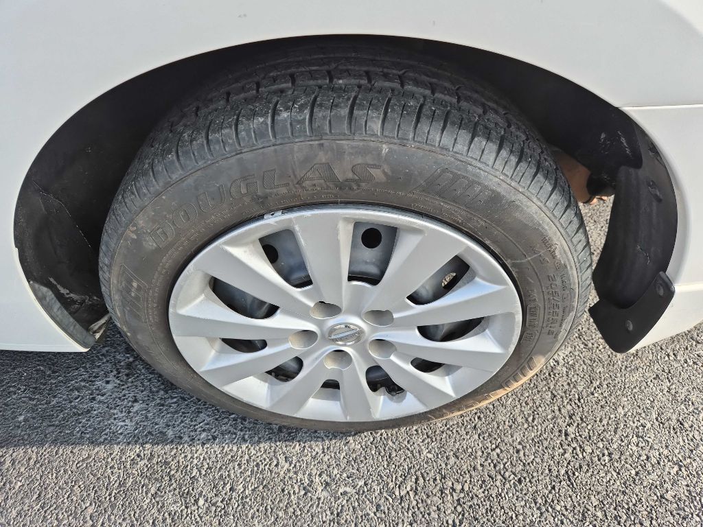 Photo 20 of this NISSAN SENTRA