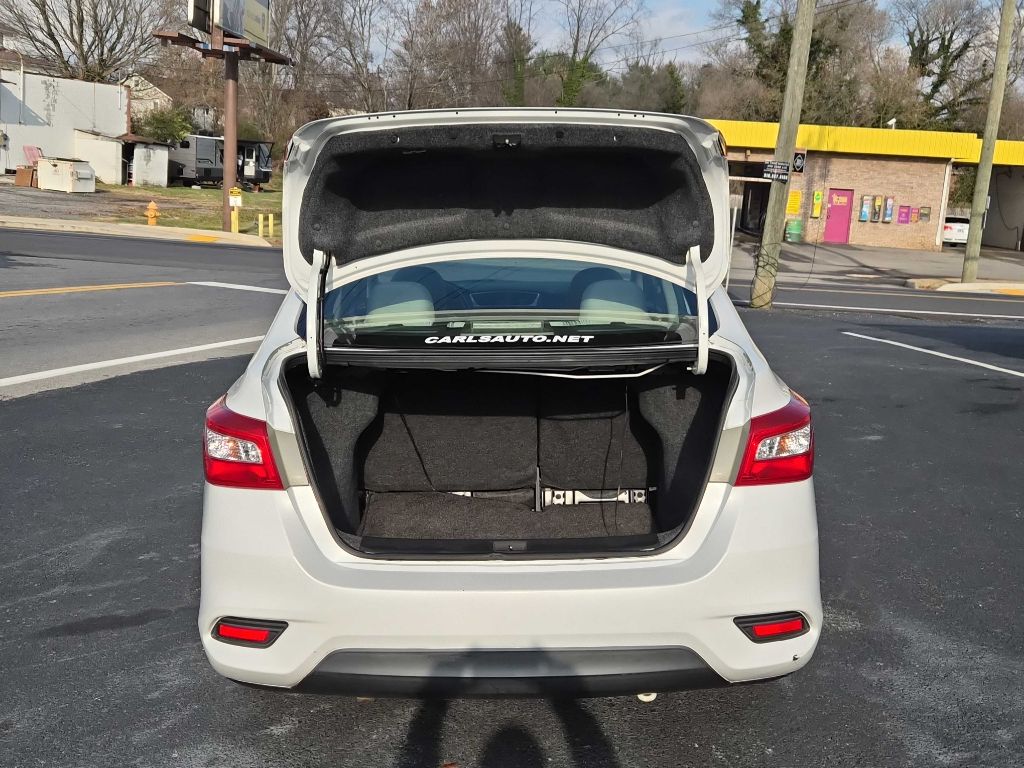 Photo 13 of this NISSAN SENTRA