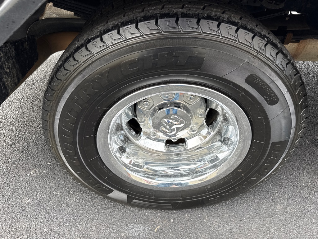 Photo 13 of this RAM 3500