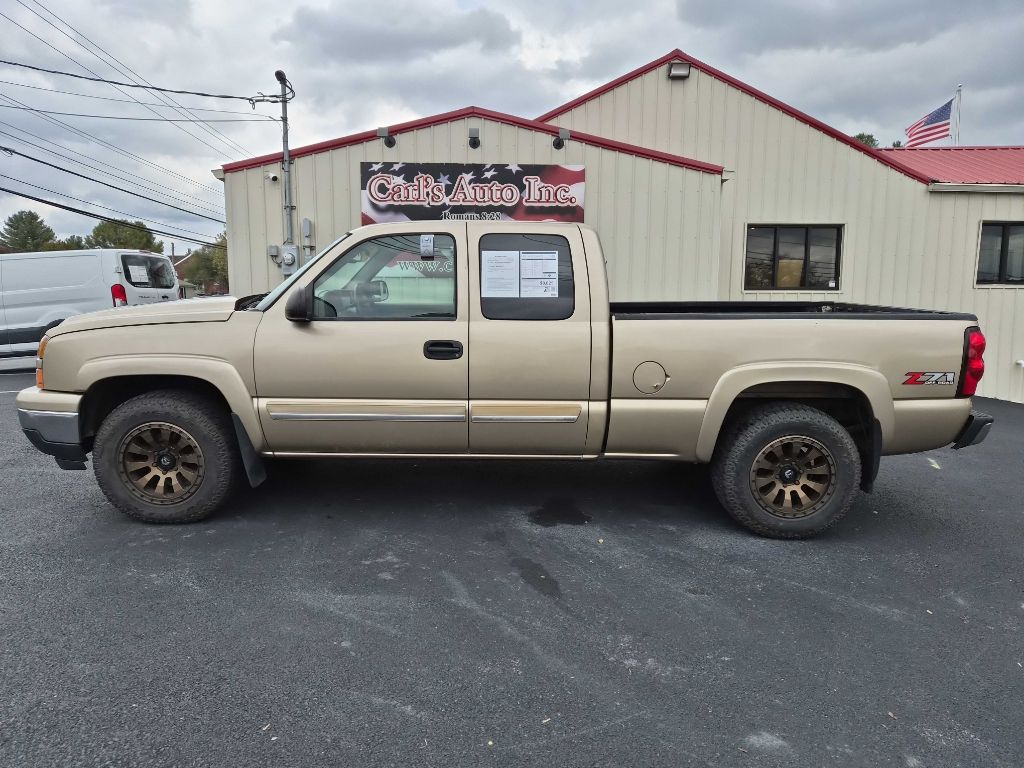 Photo 2 of this CHEVROLET SILVERADO 1500