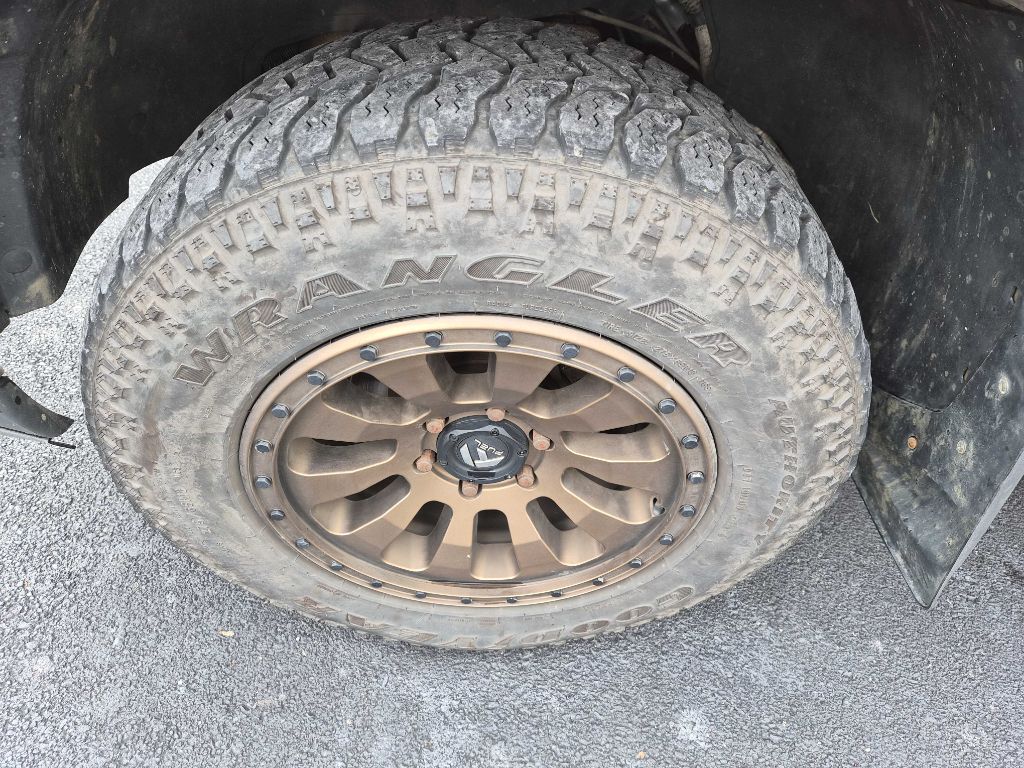Photo 19 of this CHEVROLET SILVERADO 1500