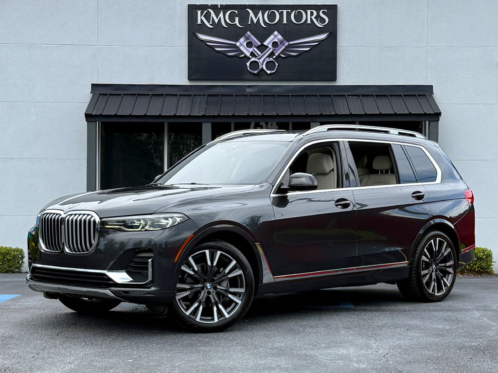 2022 BMW X7 xDrive40i AWD