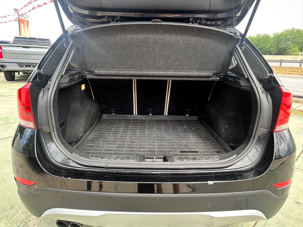 Photo 12 of this BMW X1