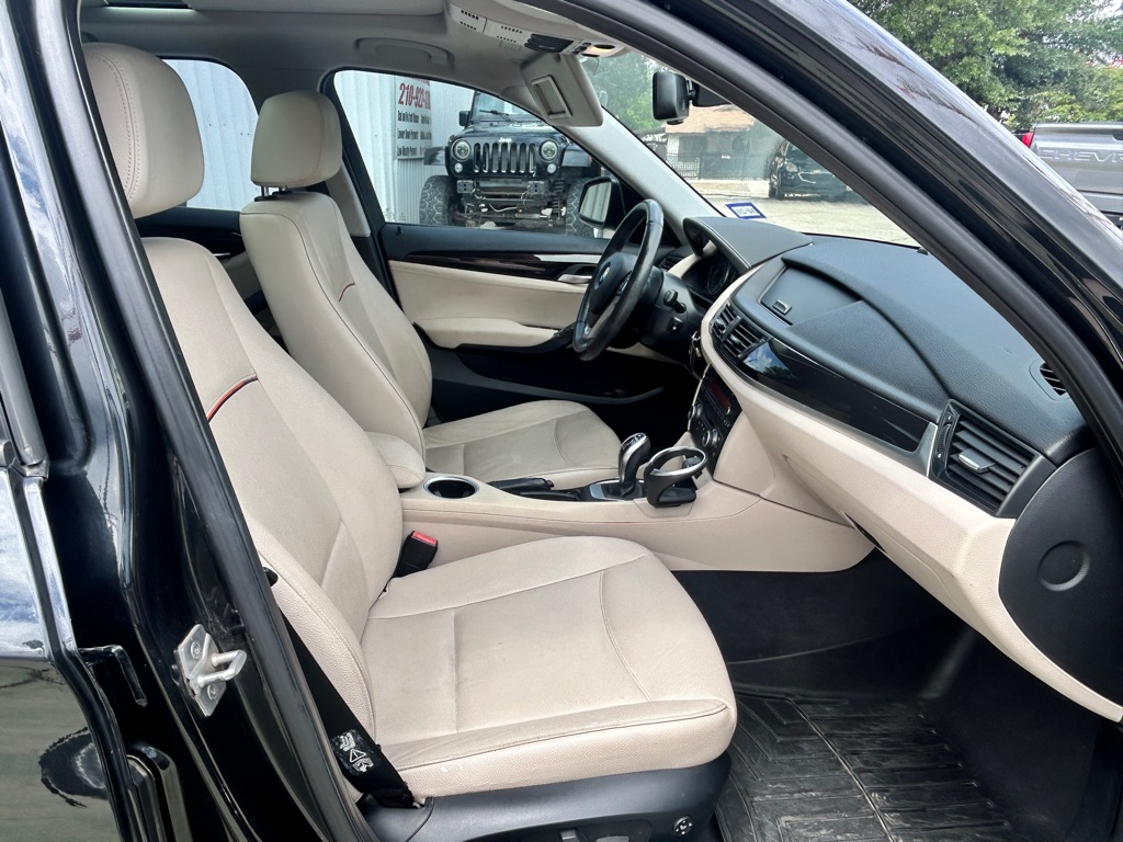 Photo 14 of this BMW X1