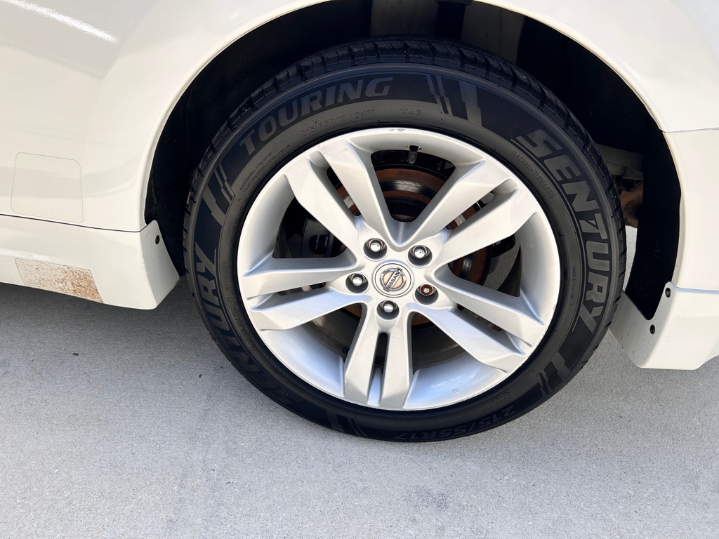 Photo 24 of this NISSAN ALTIMA