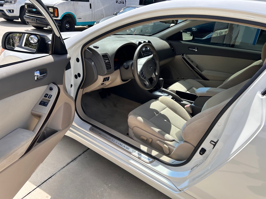 Photo 7 of this NISSAN ALTIMA