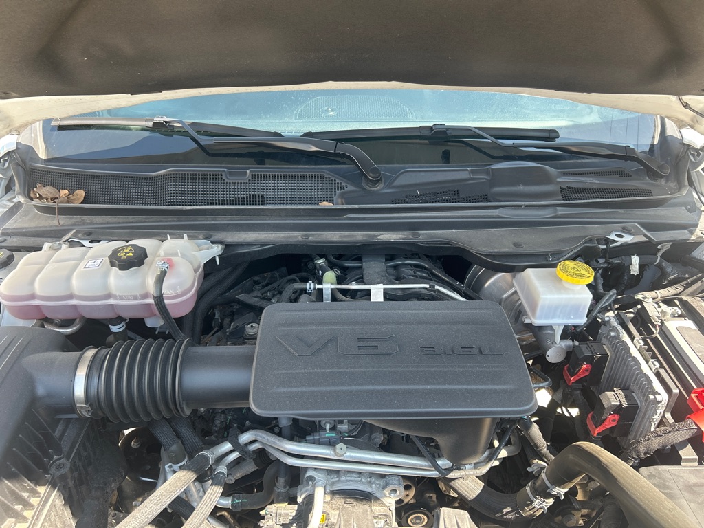 Photo 22 of this RAM 1500