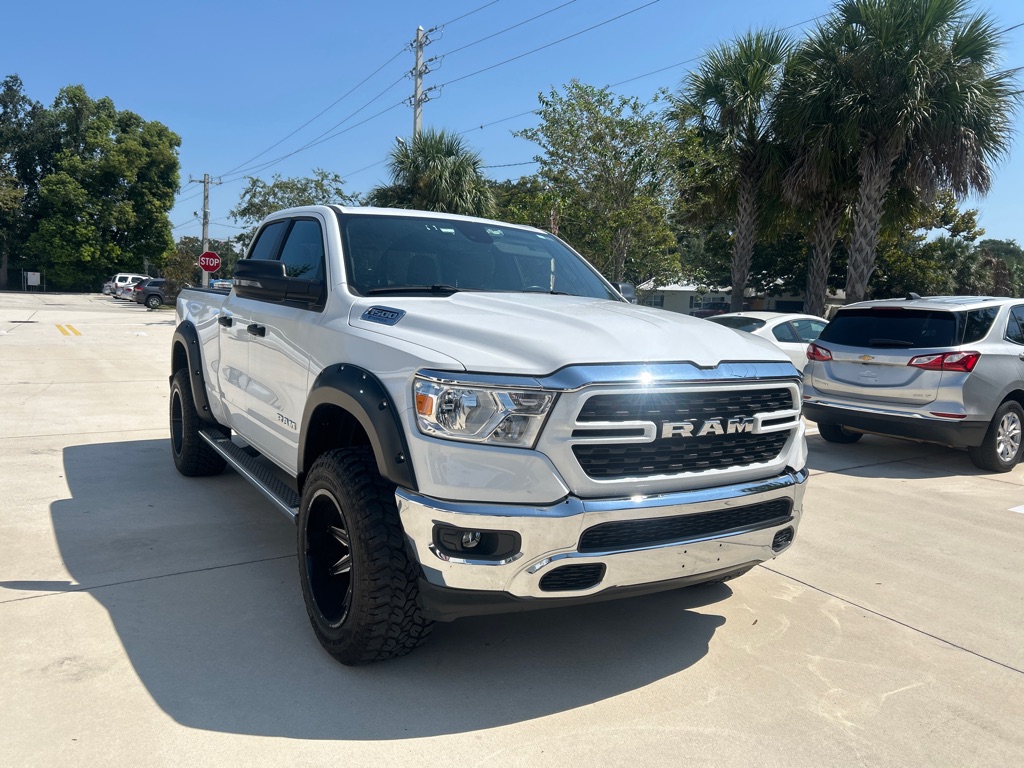 Photo 2 of this RAM 1500