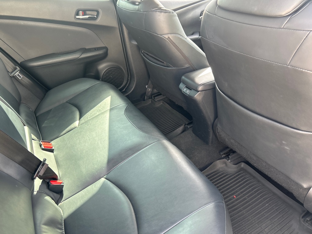 Photo 13 of this TOYOTA PRIUS
