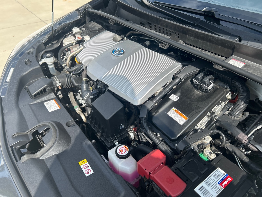 Photo 18 of this TOYOTA PRIUS
