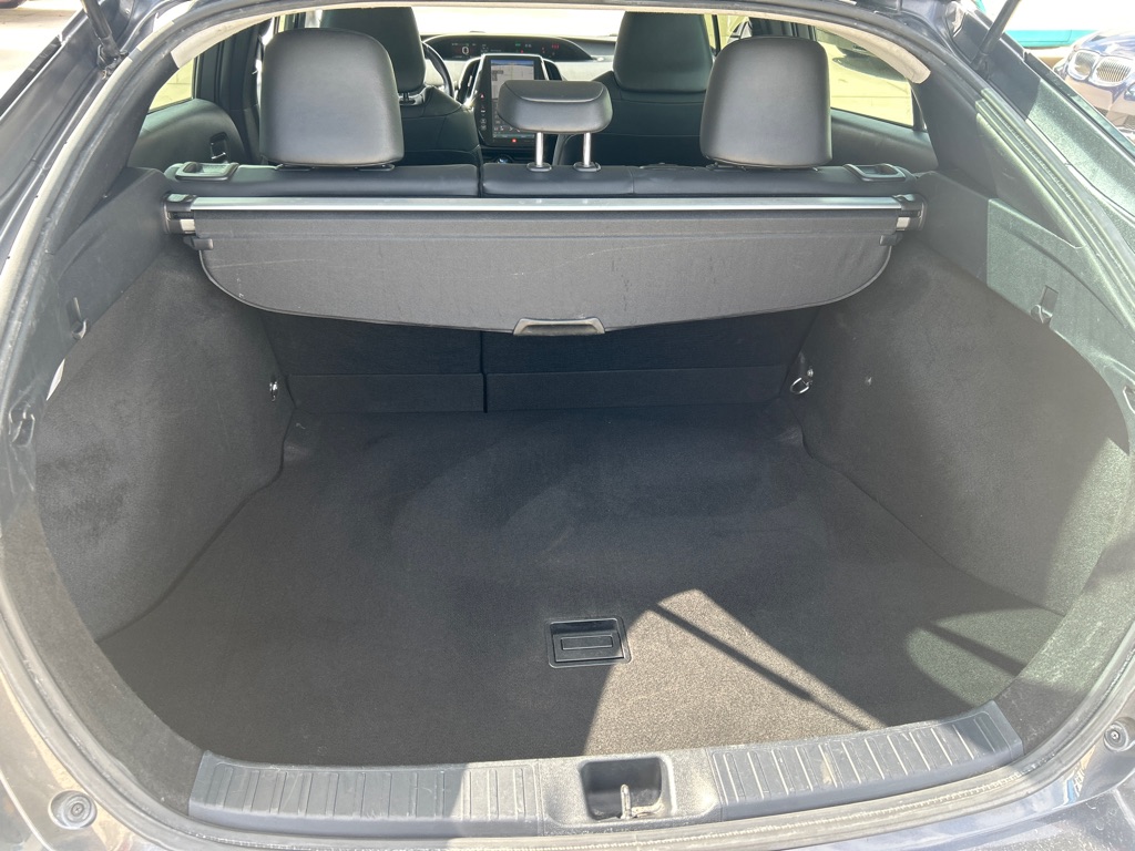 Photo 14 of this TOYOTA PRIUS