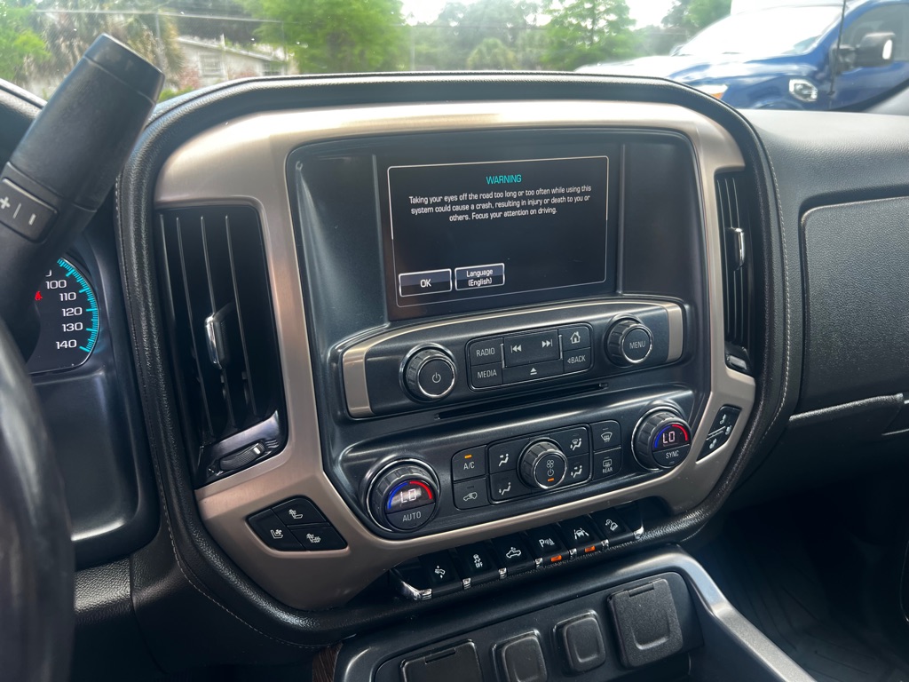 Photo 15 of this GMC SIERRA