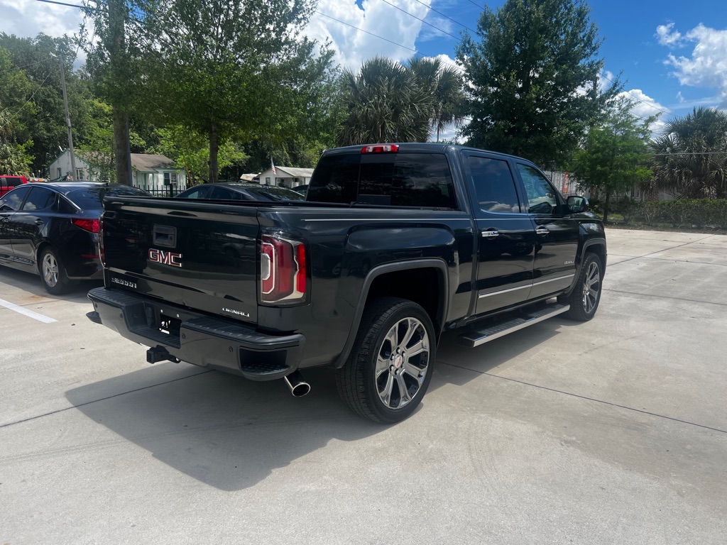 Photo 5 of this GMC SIERRA