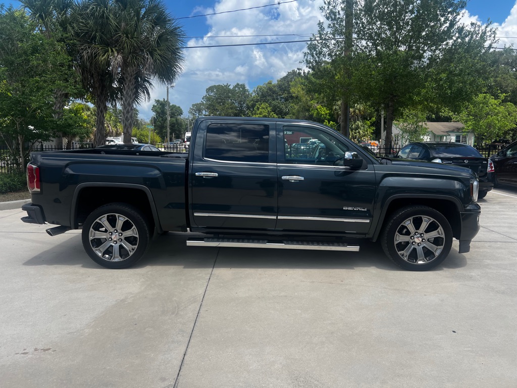 Photo 4 of this GMC SIERRA