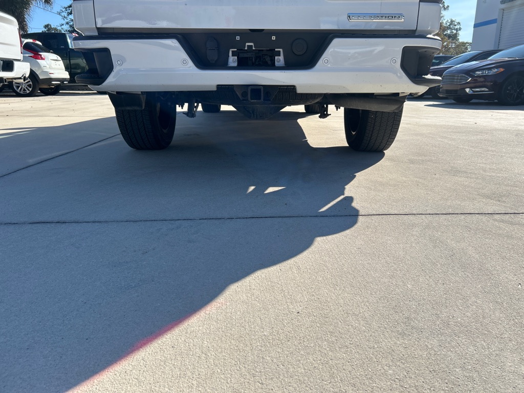 Photo 18 of this GMC SIERRA