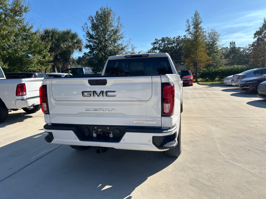 Photo 4 of this GMC SIERRA