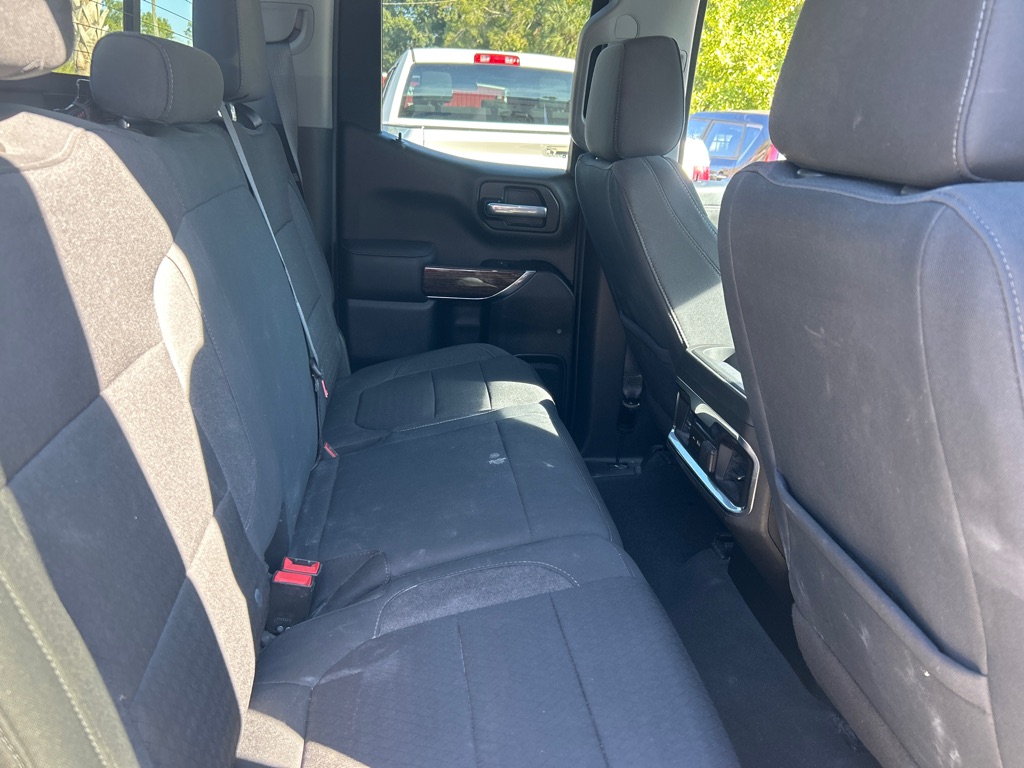 Photo 16 of this GMC SIERRA