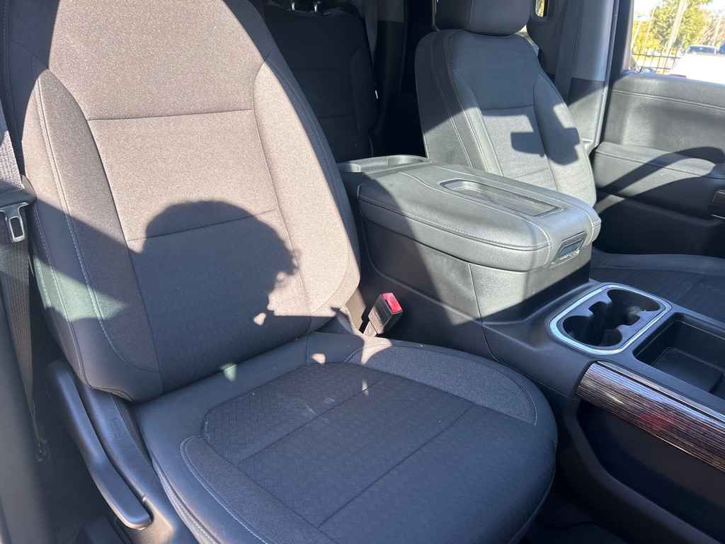 Photo 14 of this GMC SIERRA
