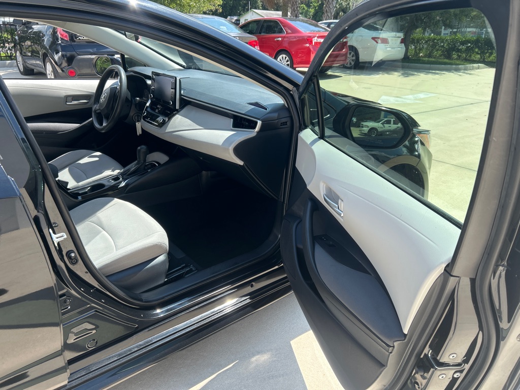 Photo 11 of this TOYOTA COROLLA